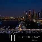 Lux The Marina Vista Beachfront Suite 3