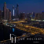 Lux The Marina Vista Beachfront Suite 3