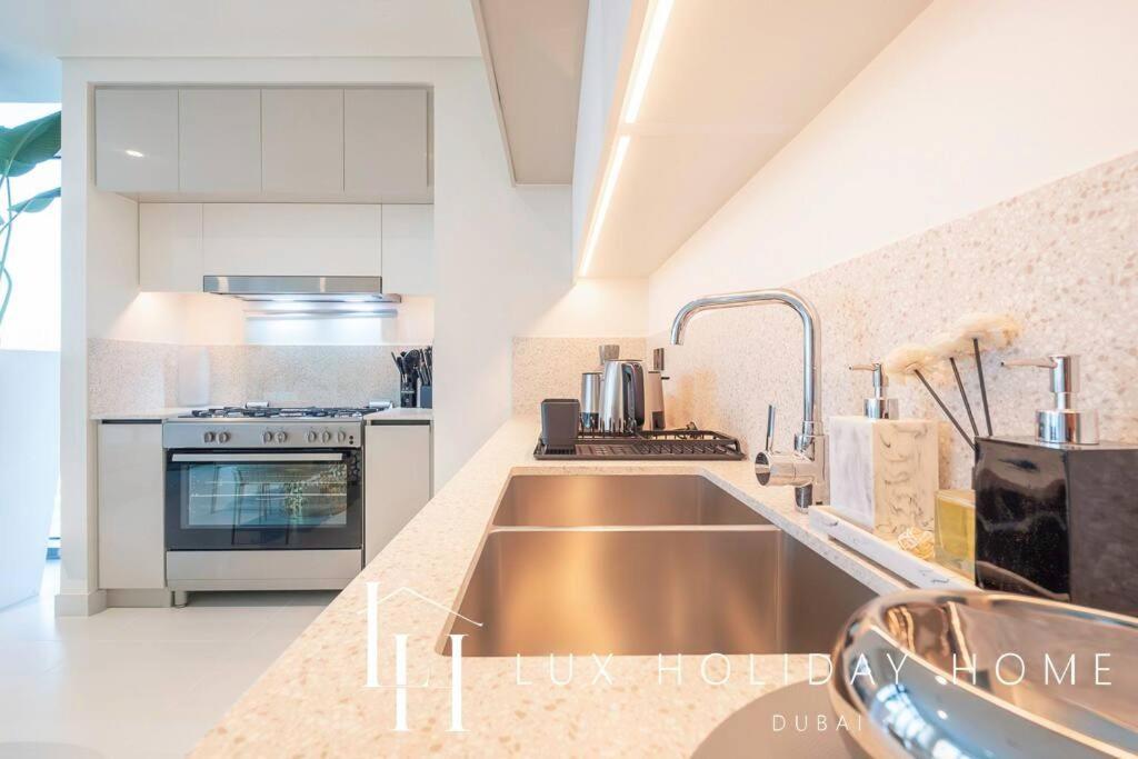 Appartement Lux The Marina Vista Beachfront 3